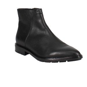 Via Spiga Evanna Leather Bootie